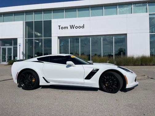 Arctic White 2017 Chevrolet Corvette Z06