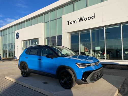 2026 Volkswagen Taos 1.5T SE Black