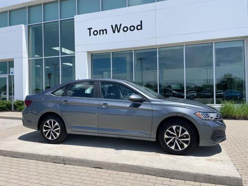 Platinum Gray Metallic 2024 Volkswagen Jetta 1.5T S