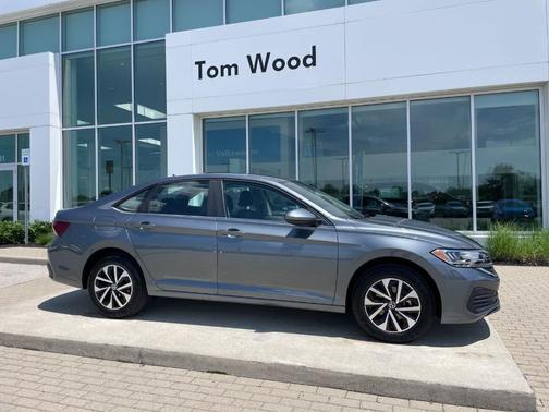 Platinum Gray Metallic 2024 Volkswagen Jetta 1.5T S