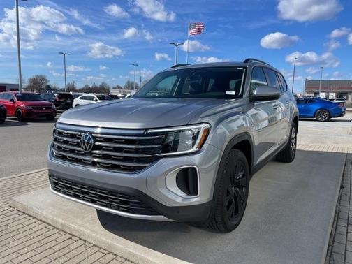 2025 Volkswagen Atlas 2.0T SE