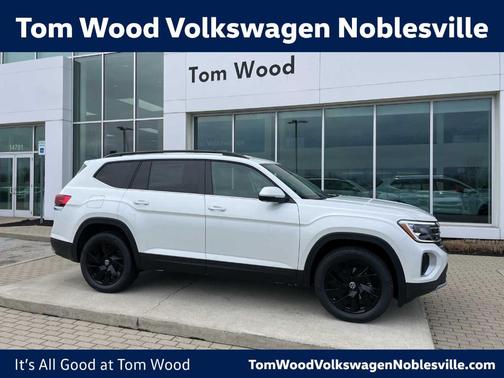 Opal White Pearl 2026 Volkswagen Atlas 2.0T SE W/TECHNOLOGY