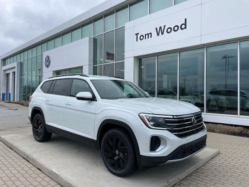 Opal White Pearl 2026 Volkswagen Atlas 2.0T SE W/TECHNOLOGY