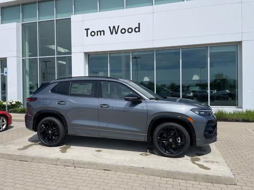 Platinum Gray Metallic 2026 Volkswagen Tiguan 2.0T SE R-Line Black