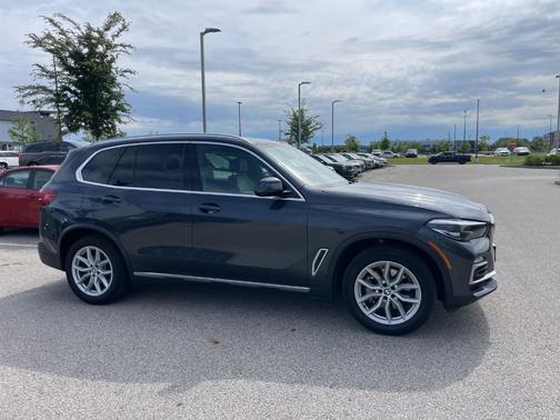 Arctic Gray Metallic 2019 BMW X5 xDrive40i