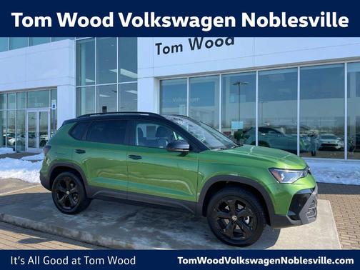 2025 Volkswagen Taos 1.5T SE Black