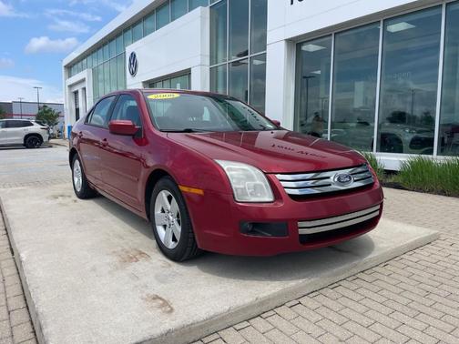 Red 2008 Ford Fusion SE