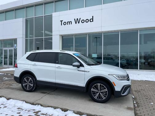 2024 Volkswagen Tiguan 2.0T Wolfsburg Edition