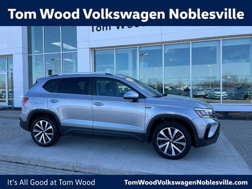 2024 Volkswagen Taos 1.5T SE