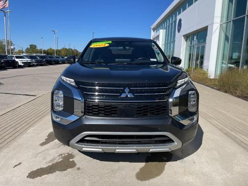 2024 Mitsubishi Outlander SE Black Edition