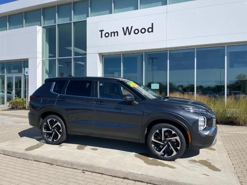 2024 Mitsubishi Outlander SE Black Edition