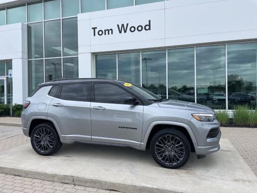 Billet Silver Metallic Clearcoat 2023 Jeep Compass Altitude