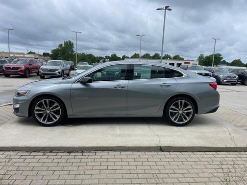 Sterling Gray Metallic 2023 Chevrolet Malibu LT