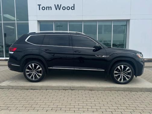 2023 Volkswagen Atlas 3.6L SEL Premium R-Line
