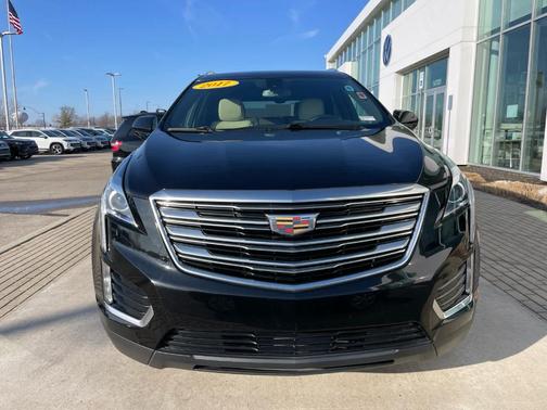 2017 Cadillac XT5 Base