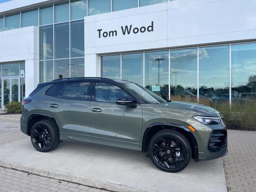 2025 Volkswagen Tiguan 2.0T SE R-Line Black