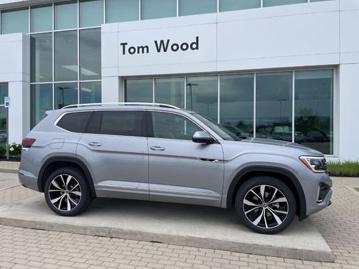 Silver Mist Metallic 2026 Volkswagen Atlas 2.0T SEL Premium R-Line