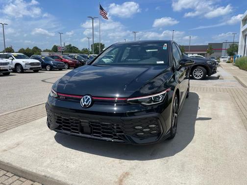Mythos Black Metallic 2026 Volkswagen Golf GTI 2.0T SE