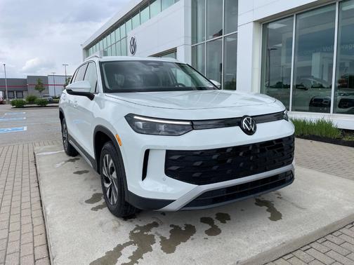 Pure White 2026 Volkswagen Tiguan 2.0T S