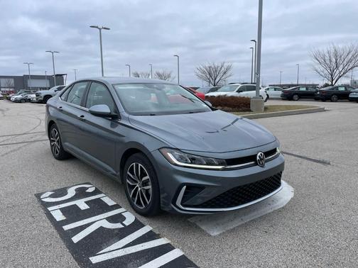 2025 Volkswagen Jetta 1.5T SE