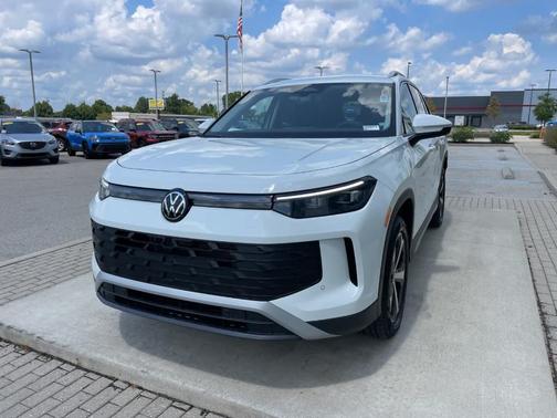 2025 Volkswagen Tiguan 2.0T SE