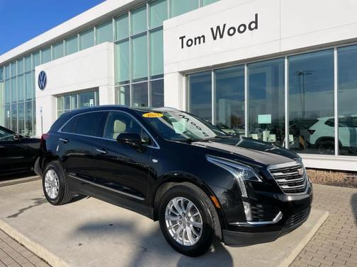 Stellar Black Metallic 2017 Cadillac XT5 Base