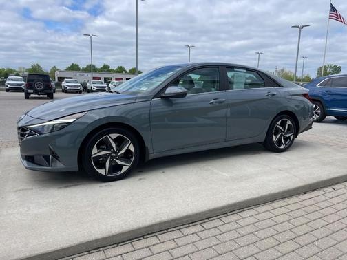 Electric Shadow 2022 Hyundai ELANTRA Limited