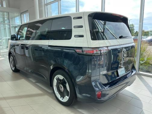 2025 Volkswagen ID. Buzz Pro S Plus