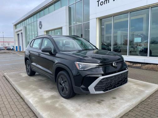 Deep Black Pearl Effect 2026 Volkswagen Taos 1.5T S