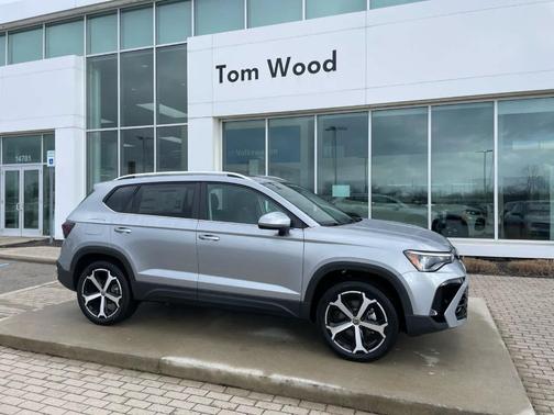 Pyrite Silver Metallic 2026 Volkswagen Taos 1.5T SEL