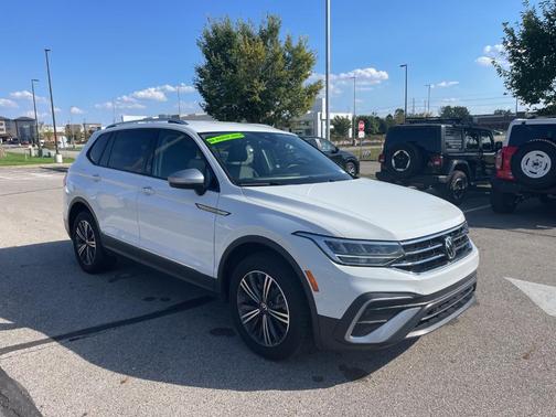 2024 Volkswagen Tiguan 2.0T Wolfsburg Edition