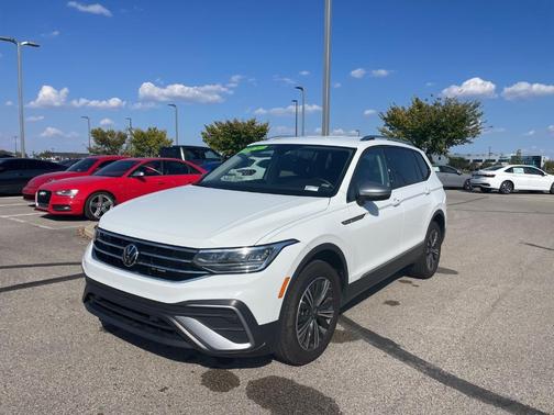 2024 Volkswagen Tiguan 2.0T Wolfsburg Edition