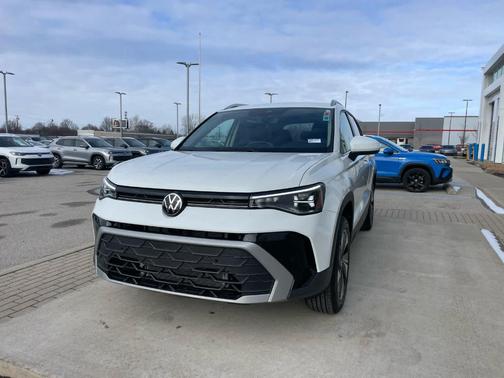 2026 Volkswagen Taos SE
