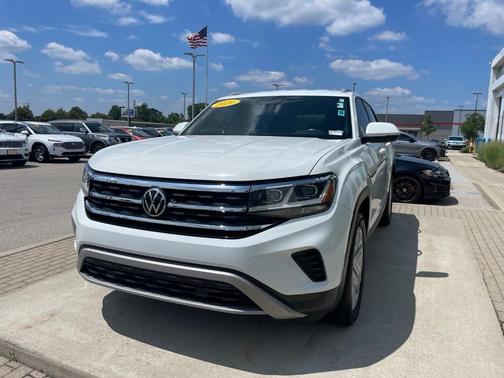 Pure White 2020 Volkswagen Atlas Cross Sport 3.6L V6 SE w/Technology