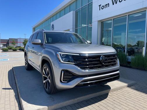 Silver Mist Metallic 2026 Volkswagen Atlas 2.0T SEL Premium R-Line