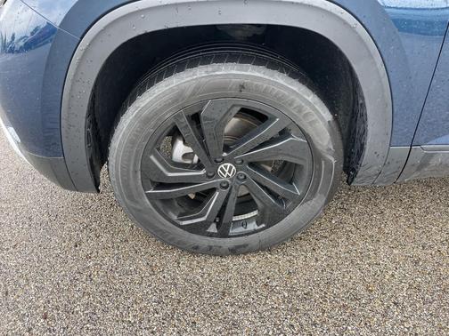 2022 Volkswagen Atlas 3.6L SE w/Technology