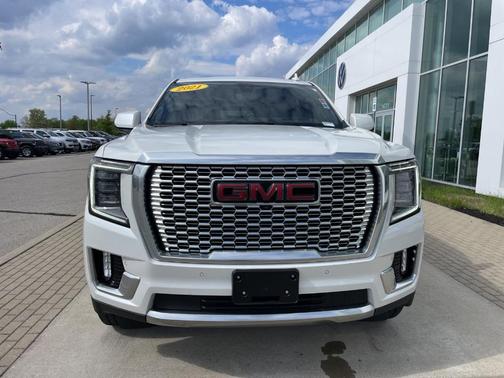 White Frost Tri-Coat 2021 GMC Yukon Denali