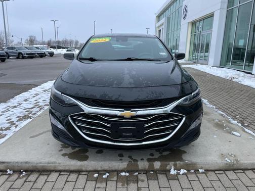 2025 Chevrolet Malibu LT