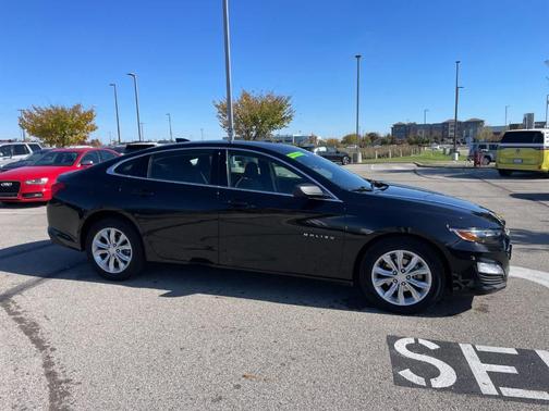 2025 Chevrolet Malibu LT