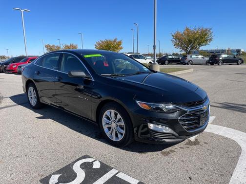 2025 Chevrolet Malibu LT