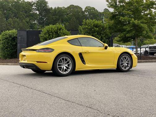 2021 Porsche 718 Cayman Base