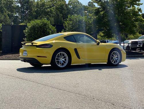 2021 Porsche 718 Cayman Base