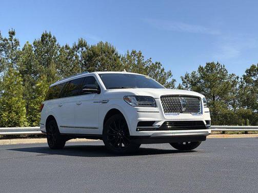 Pristine White 2020 Lincoln Navigator Reserve
