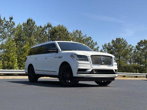 Pristine White 2020 Lincoln Navigator Reserve