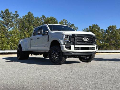 2022 Ford F-350 Platinum