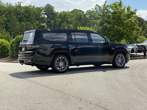 2023 Jeep Grand Wagoneer L Series II 4x4
