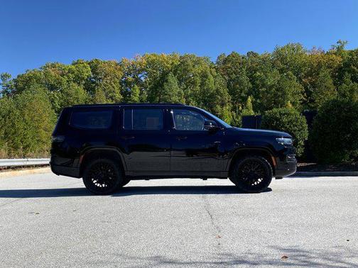 2023 Jeep Grand Wagoneer Series II Obsidian