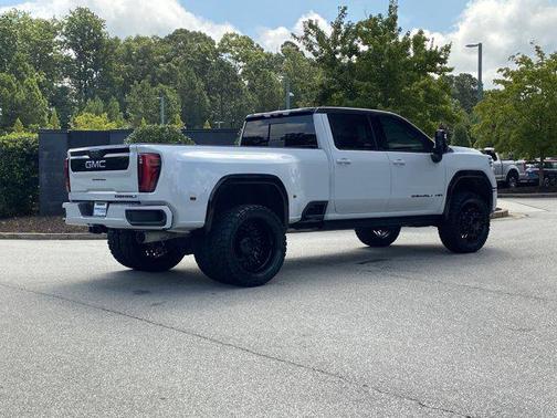 2025 GMC Sierra 3500 Denali