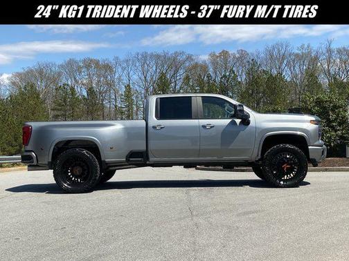 2025 Chevrolet Silverado 3500 LT