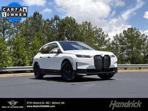 Mineral White Metallic 2025 BMW iX xDrive50